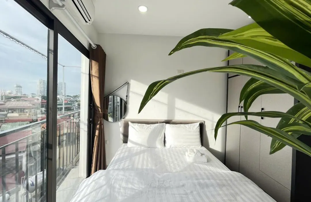 Alley Capital Apartment Ba Dinh-1